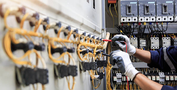 Professional Electrician technician working in Crescent City, CA